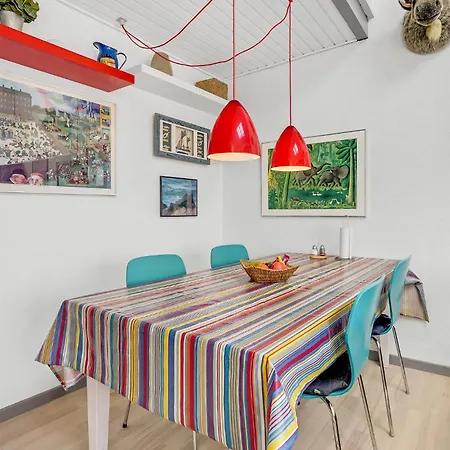 3 Bedroom Awesome In Casa de Férias