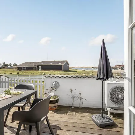 3 Bedroom Lovely In