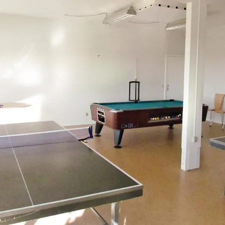 3 Bedroom Awesome In *